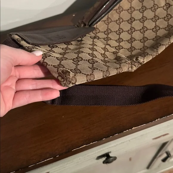 Gucci Bum Bag. - Picture 3 of 13